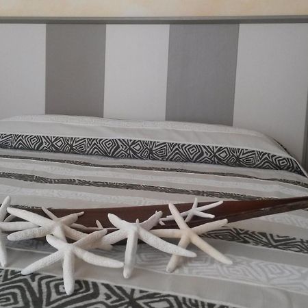 Hotel Camelia Римини Экстерьер фото