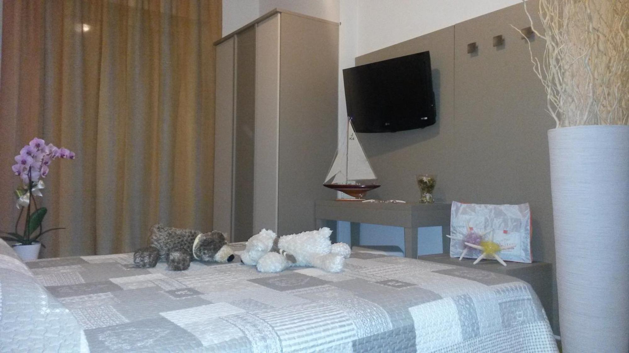 Hotel Camelia Римини Номер фото